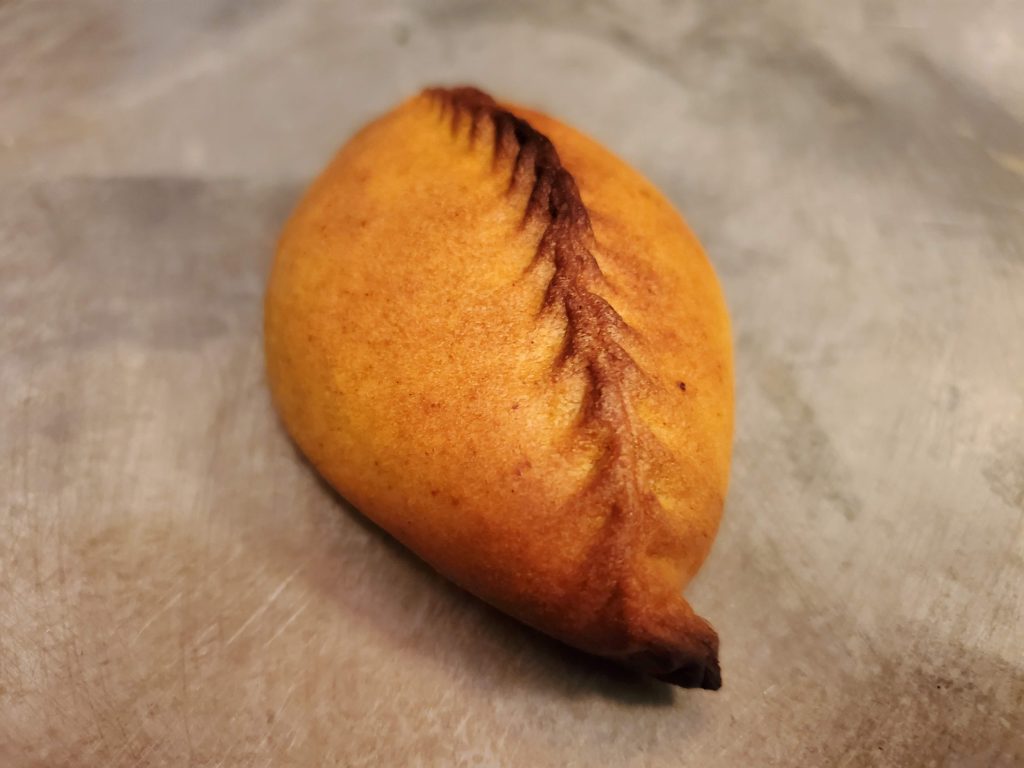 THAI CHICKEN CURRY : Enjoy the flavors of Thailand with our tender chicken breast, veggies, and spicy coconut sauce.